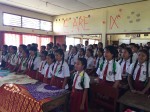 SMPN 3 - bersama menyanyikan lagu       kebangsaan Indonesia Raya